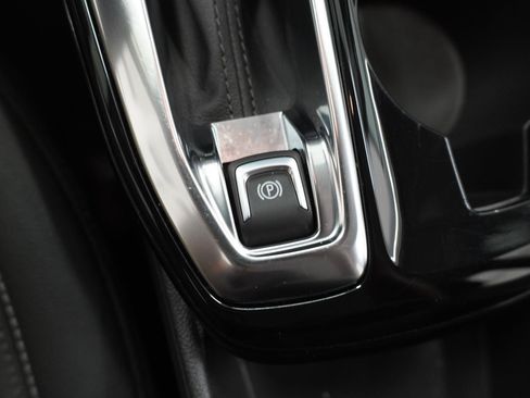 Used 2026 Chevrolet Trax LT w/ Driver Confidence Package FWD image 18
