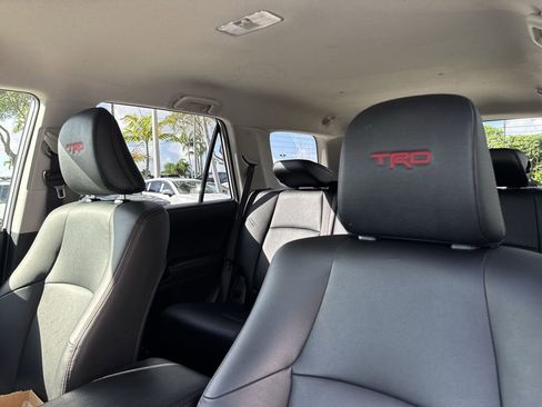 Used 2024 Toyota 4Runner TRD Off-Road Premium AWD/4WD image 42