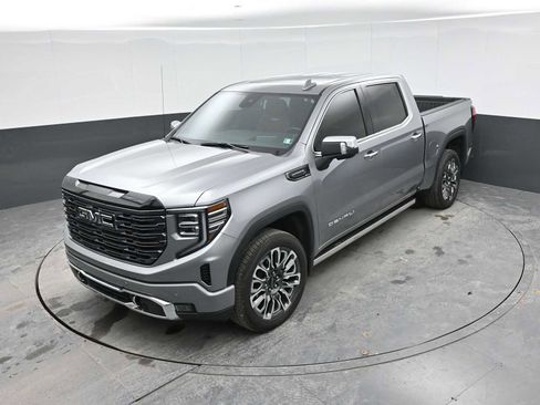 Used 2025 GMC Sierra 1500 Denali Ultimate image 15