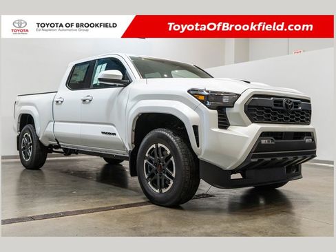 New 2026 Toyota Tacoma TRD Sport AWD/4WD image 1
