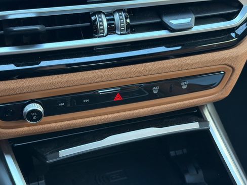 Used 2023 BMW i4 eDrive35 w/ Premium Package image 26