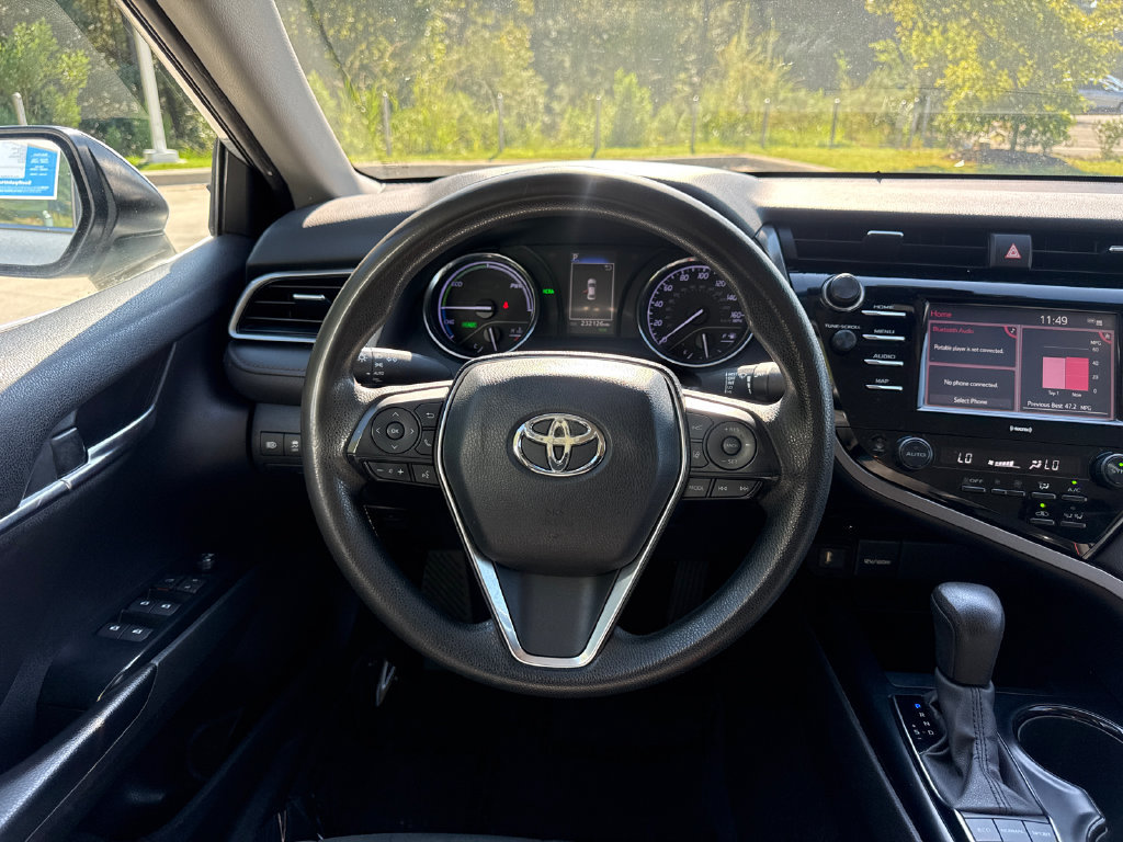 Used 2020 Toyota Camry LE w/ Fleet Convenience Package FWD image 19