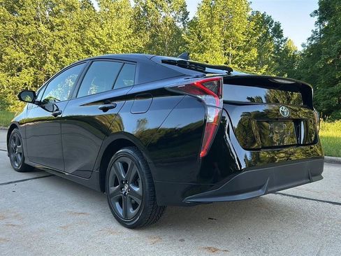 Used 2016 Toyota Prius Three Touring FWD image 14