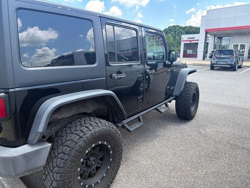 Used 2015 Jeep Wrangler Unlimited Sport w/ Quick Order Package 24S AWD/4WD image 10