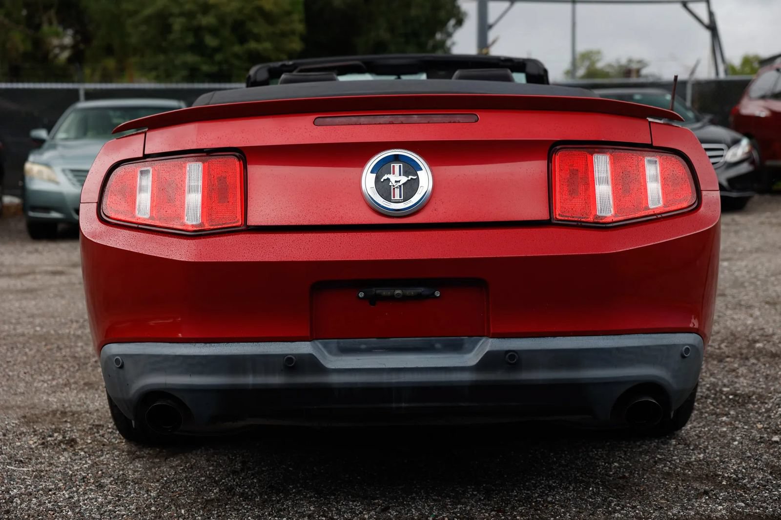 Used 2012 Ford Mustang Premium w/ Electronics Pkg RWD image 5