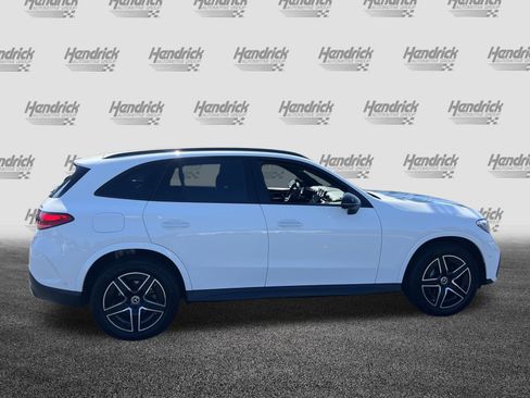 Certified 2025 Mercedes-Benz GLC 300 4MATIC image 11