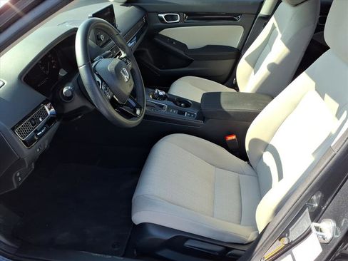 Used 2023 Honda Civic EX image 11