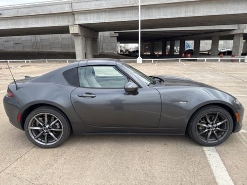 Used 2021 MAZDA MX-5 Miata RF Grand Touring image 2