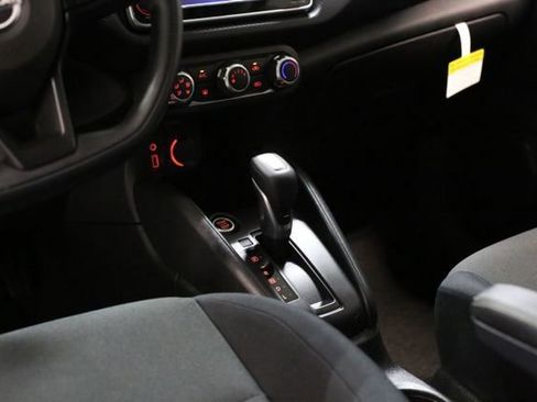 Certified 2025 Nissan Kicks Play S image 15