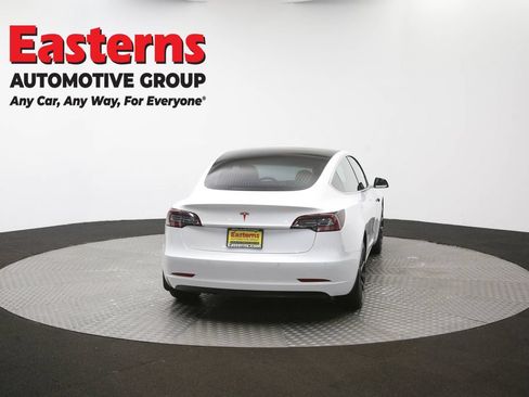 Used 2019 Tesla Model 3 Standard Range RWD image 31