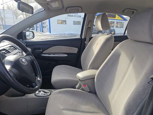 Used 2007 Toyota Yaris S image 14