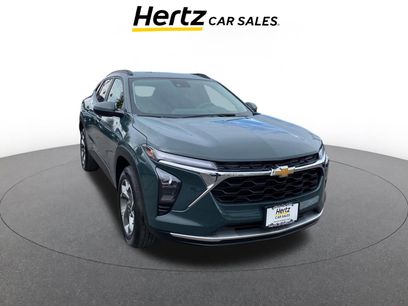 Used 2025 Chevrolet Trax LT