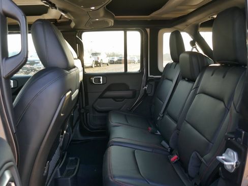 New 2026 Jeep Wrangler Unlimited Rubicon image 12