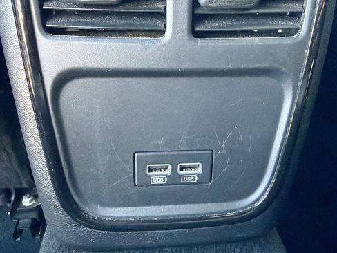 Used 2022 Chrysler 300 S image 26