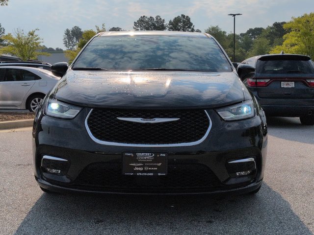 Certified 2025 Chrysler Pacifica Select FWD image 8