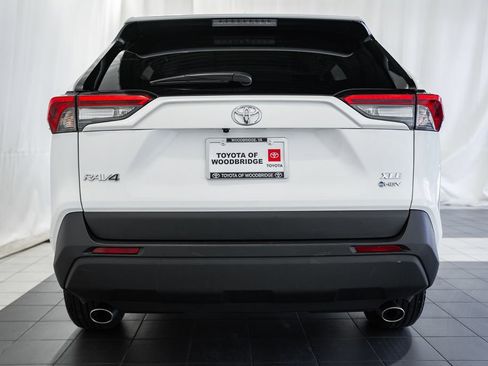 Used 2025 Toyota RAV4 XLE image 5