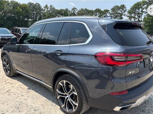 Used 2020 BMW X5 sDrive40i w/ Premium Package RWD image 3