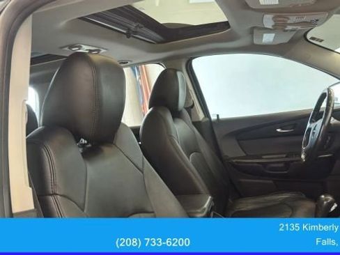 Used 2011 GMC Acadia Denali image 26