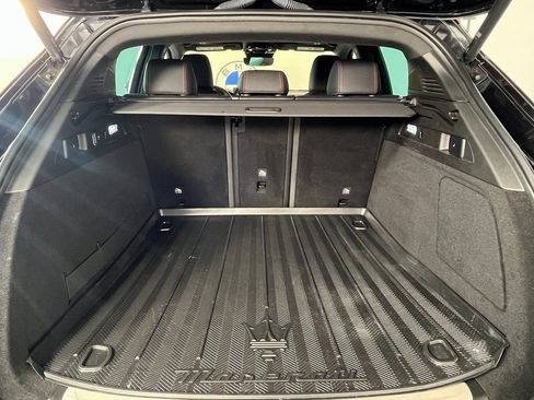 Used 2024 Maserati Grecale Trofeo image 19