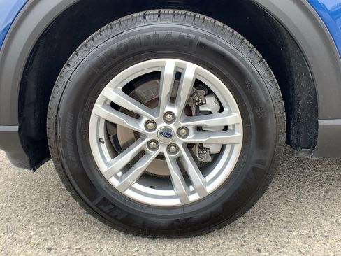 Used 2020 Ford Explorer XLT w/ Class III Trailer Tow Package image 12