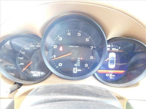 Used 2013 Porsche Boxster image 9