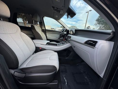 Used 2022 Hyundai Palisade SE image 28