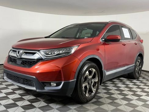 Used 2018 Honda CR-V Touring image 2