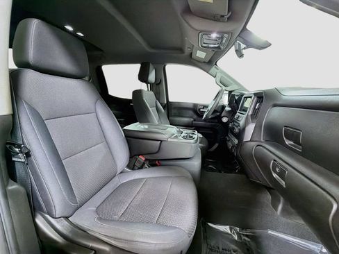 Used 2019 Chevrolet Silverado 1500 Custom Trail Boss w/ Custom Convenience Package AWD/4WD image 27