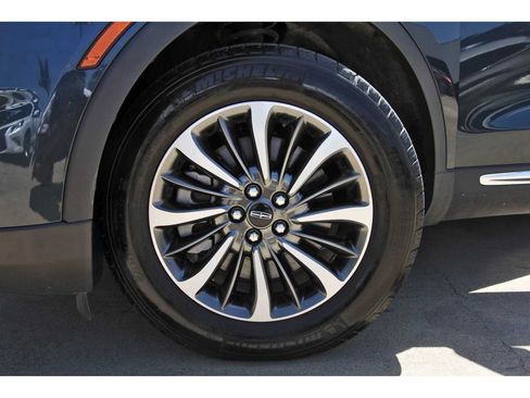 Used 2023 Lincoln Nautilus Reserve w/ Luxury Package AWD/4WD image 29