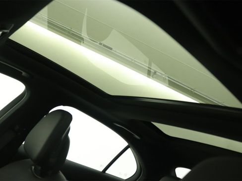 New 2025 Mercedes-Benz C 300 Sedan image 14