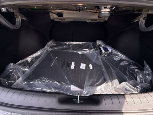 New 2026 Hyundai Elantra Limited FWD image 26