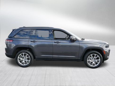 Used 2023 Jeep Grand Cherokee Limited w/ Luxury Tech Group II AWD/4WD image 8