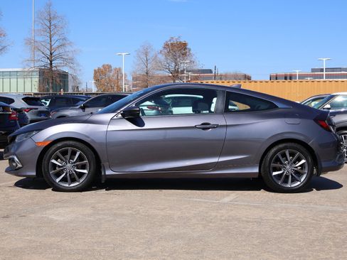 Used 2019 Honda Civic EX image 3
