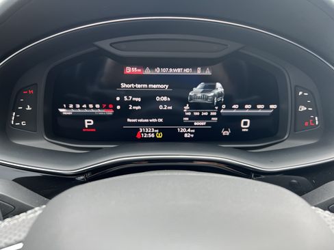 Certified 2023 Audi SQ7 Prestige AWD/4WD image 21