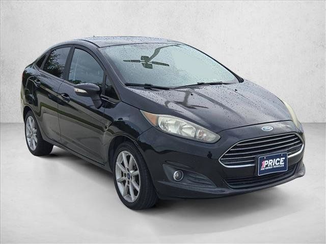 Used 2015 Ford Fiesta SE w/ Equipment Group 201A FWD image 3