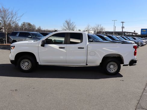 Used 2025 Chevrolet Silverado 1500 W/T w/ WT Value Package image 7