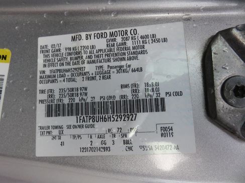 Used 2017 Ford Mustang Premium image 31