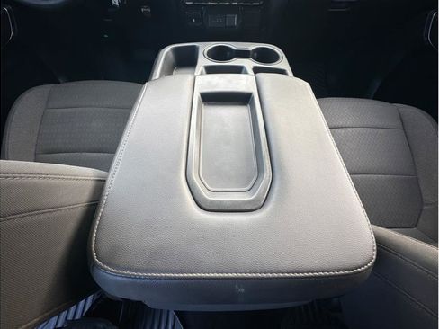 Used 2020 Chevrolet Silverado 2500 LT w/ Z71 Off-Road Package image 18