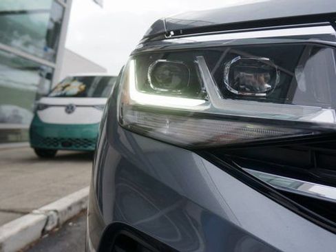 Certified 2023 Volkswagen Atlas SE w/ Panoramic Sunroof Package image 74