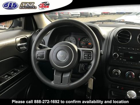 Used 2016 Jeep Patriot Sport w/ Power Value Group image 16
