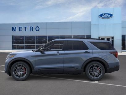 New 2026 Ford Explorer ST w/ Sun And Sound Package
