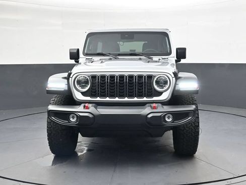 Used 2024 Jeep Wrangler Unlimited Rubicon AWD/4WD image 12