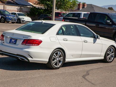 Used 2014 Mercedes-Benz E 250 BlueTEC 4MATIC Sedan image 5