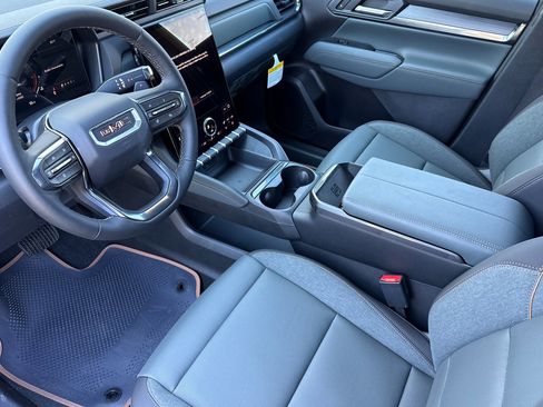New 2026 GMC Terrain AT4 AWD/4WD image 11