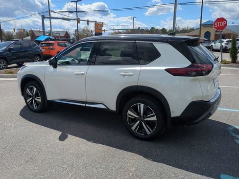 Used 2023 Nissan Rogue SL w/ SL Premium Package AWD/4WD image 6