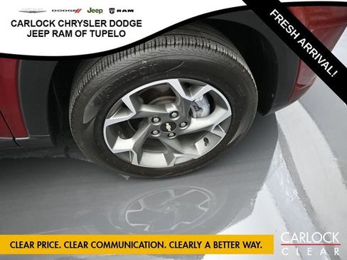 Used 2025 Chevrolet Trax LT w/ Driver Confidence Package image 46