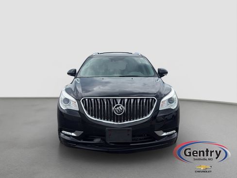 Used 2017 Buick Enclave Premium AWD/4WD image 2