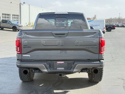 Used 2018 Ford F150 Raptor w/ Equipment Group 802A Luxury image 4