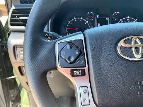 Used 2021 Toyota 4Runner Trail Special Edition AWD/4WD image 23