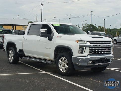 Used 2021 Chevrolet Silverado 2500 LTZ image 2